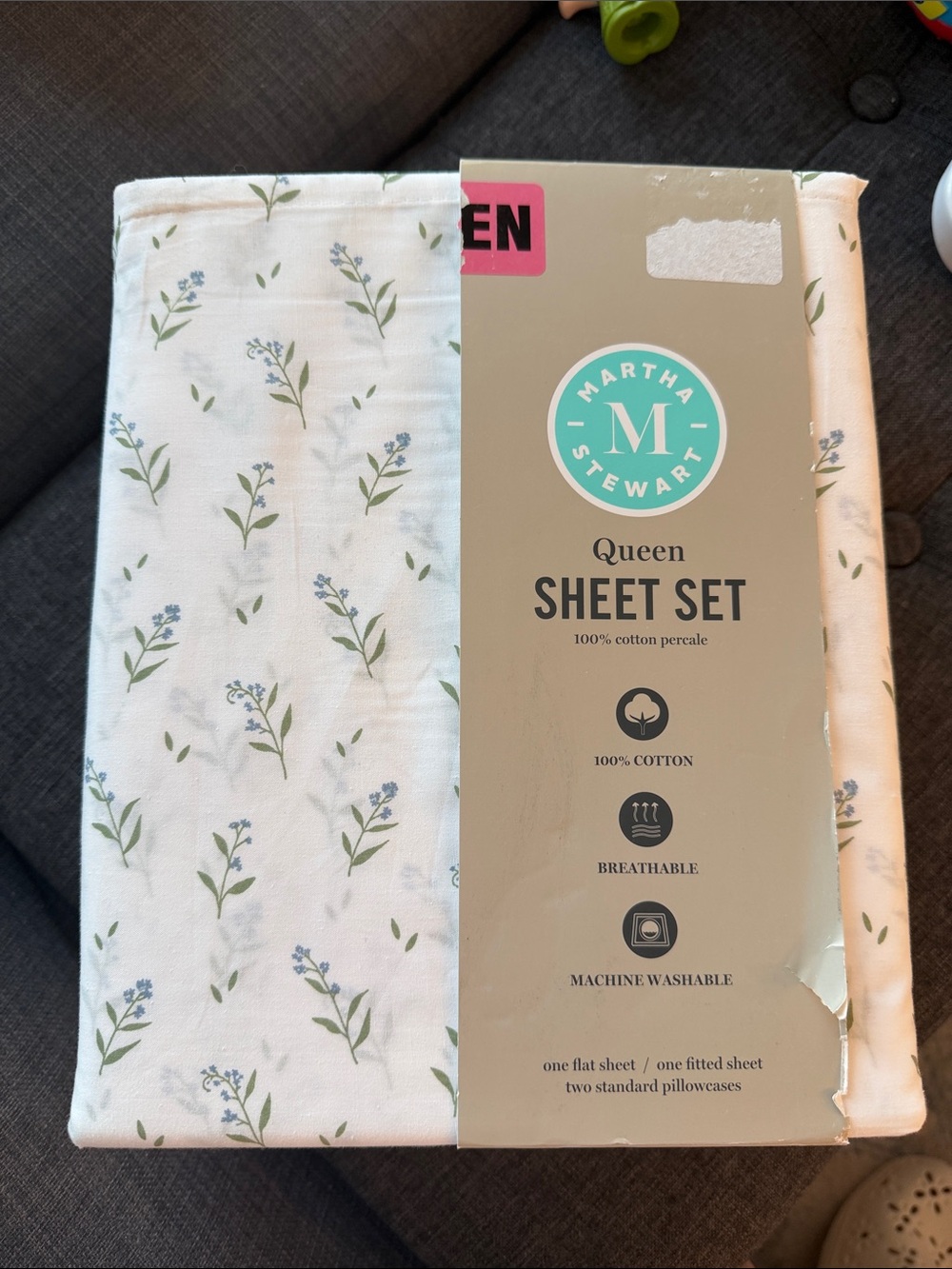Martha Stewart White Percale Sheet Set with Green and Blue Floral Sprigs